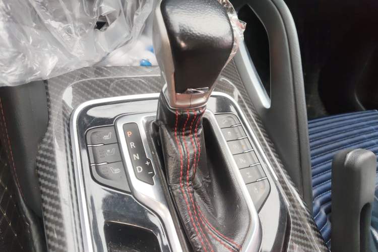 Used SAIC MAXUS D90 2017 2.0T Automatic All-Wheel Drive Polaris Gear Lever