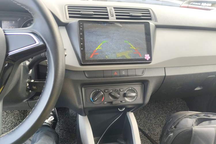 Used Skoda Fabia 2015 1.6L Automatic Sport Edition
