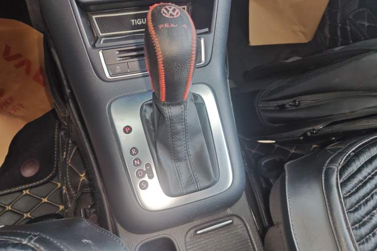 Used Volkswagen Tiguan 2017 300TSI Automatic Two-Wheel Drive Silk Road Luxury Edition