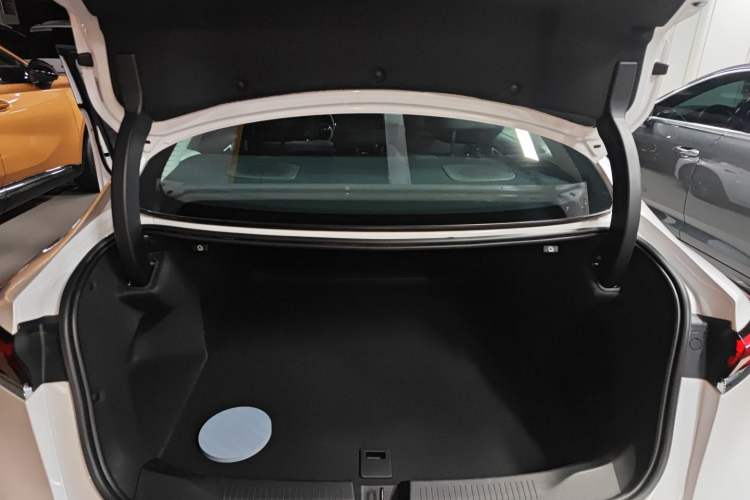 Used Buick LaCrosse 2025 28T Platinum Edition