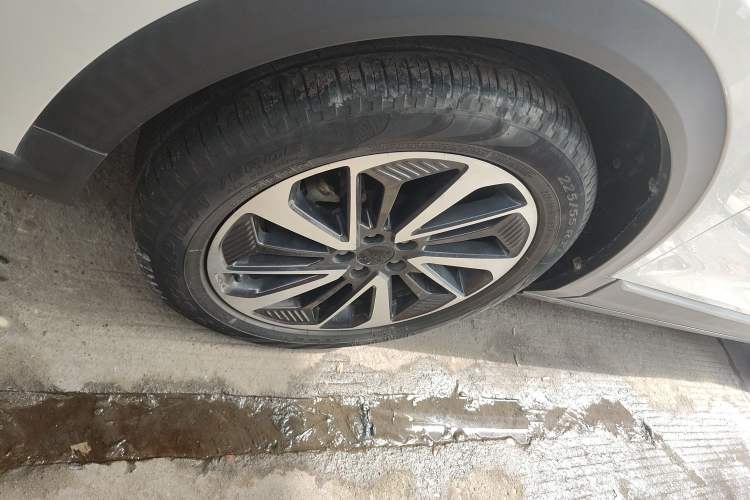 Used Dongfeng Aeolus AX7 2022 Mach Edition 1.5T DCT DF41 Exterior 4