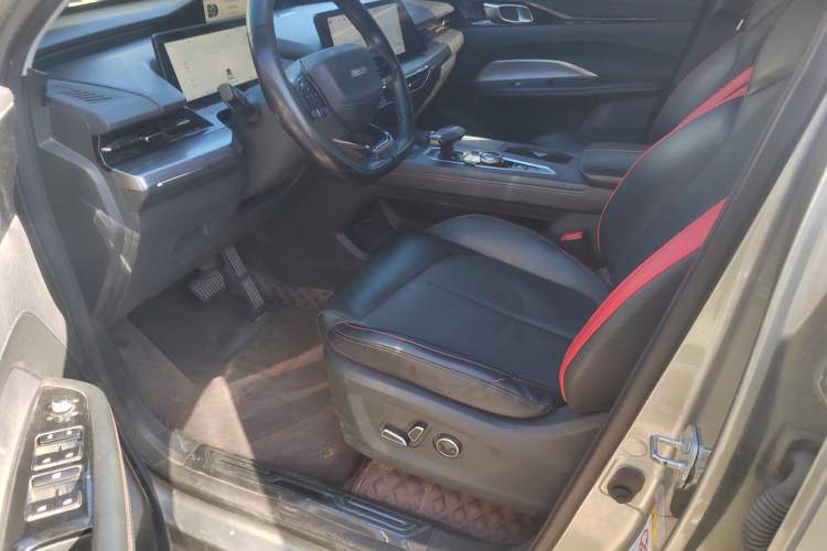 Used CHANGAN OSHAN Z6 2022 Blue Whale 1.5T DCT Smart Navigation Model