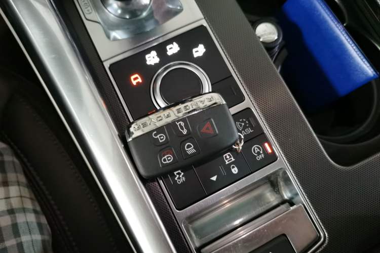 Used Land Rover Range Sport 2016 3.0 SC V6 HSE DYNAMIC Vehicle Key