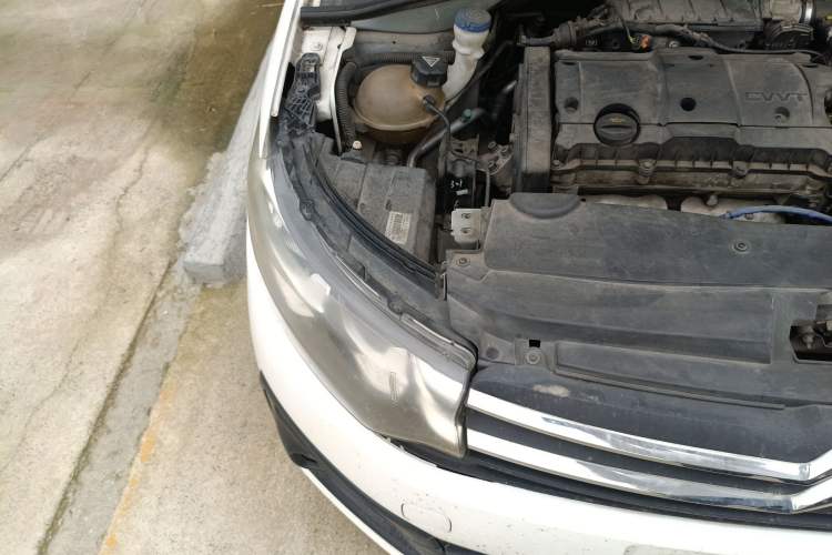 Used Citroen Elysee 2018 Revised Version 1.6L Manual Fashion Edition Right Front Headlight