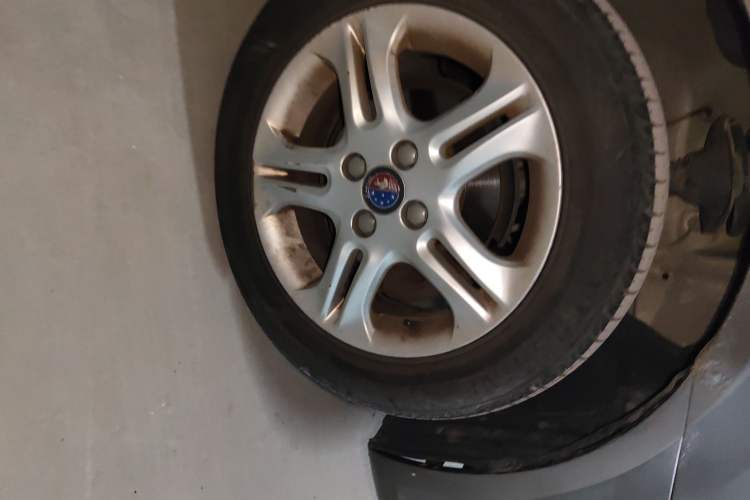 Used Geely Auto Diamond Fortune 2012 1.5L Ambition Trim