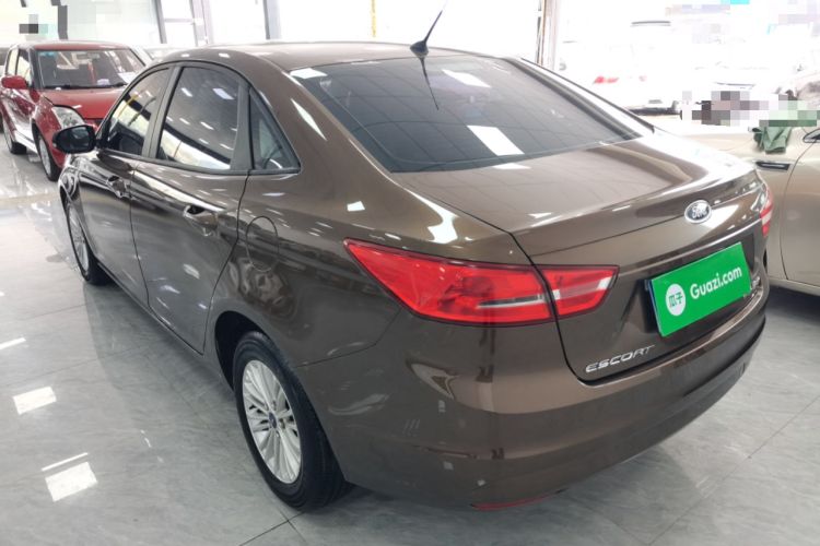 Used Ford Escort 2015 1.5L Manual Comfort Model
