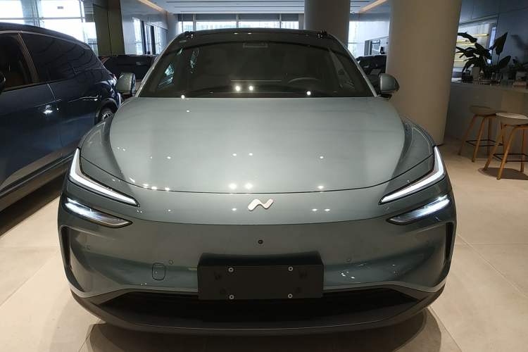 Used ONVO L60 2024 60 kWh Rear-Drive Version