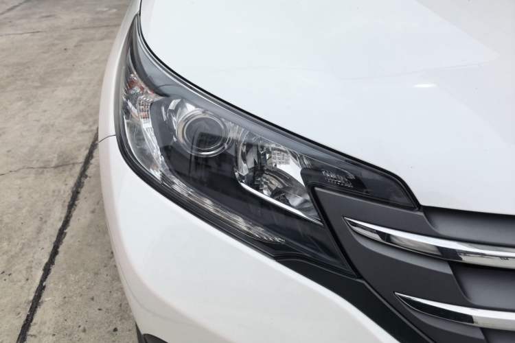 Used Honda CR-V 2012 2.4L four-wheel drive luxury version Right Front Headlight