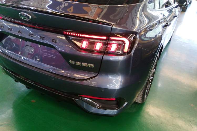 Used Ford Mondeo 2022 Facelift EcoBoost 245 ST-Line Right Rear Taillight