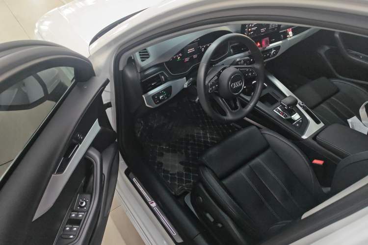Used Audi A4L 2020 40 TFSI Fashion Dynamic Model Driver Seat