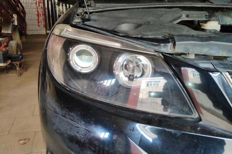 Used BYD S6 2014 2.0L Manual Luxury 5-Seater
