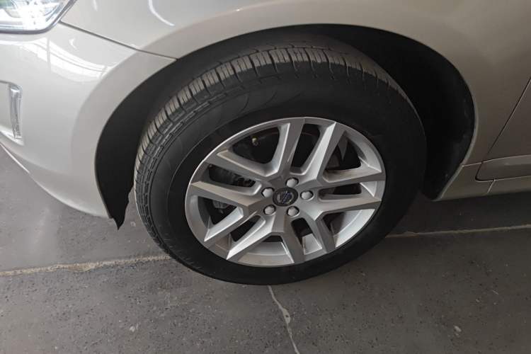 Used Volvo XC60 2017 T5 Smart Upgrade Edition