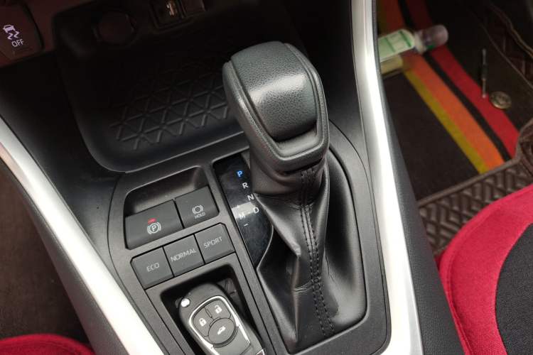 Used Toyota RAV4 2020 2.0L CVT Two-Wheel Drive Urban Edition
