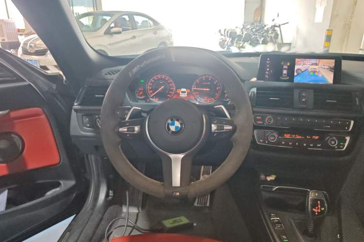Used BMW 3 Series GT 2019 320i M Sport Night Edition Steering Wheel