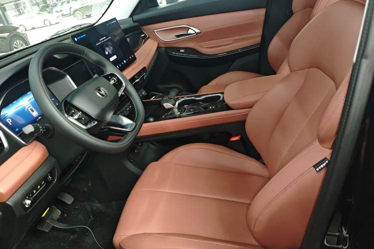 Used CHANGAN CS75 2026 Model PRO 1.5T DCT Prestige 7-Seater Left Front Seat