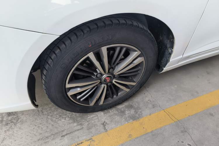 Used Roewe i5 2019 1.5L Manual 4G Connectable Langhao Edition
