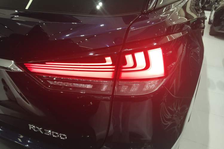 Used Lexus RX 2020 300 4x4 Elegant Edition China VI
