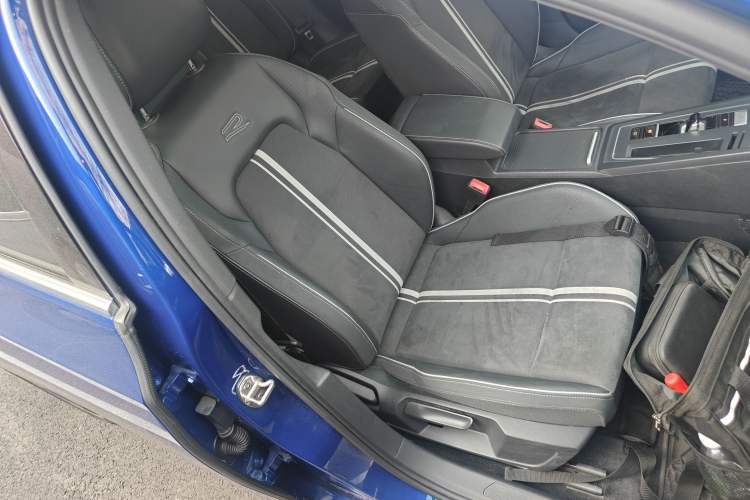 Used Volkswagen Golf 2021 280TSI DSG 30th Anniversary Edition
