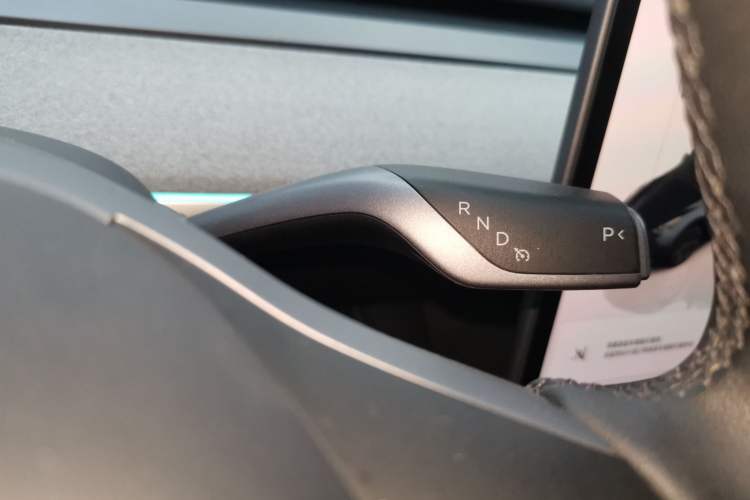 Used Tesla Model Y 2024 Rear-Wheel-Drive Version Gear Lever