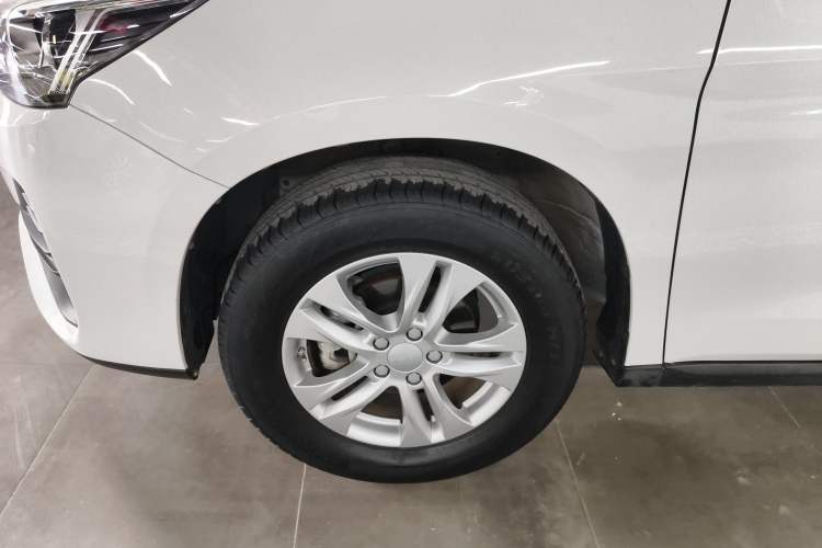 Used Haval M6 2019 1.5T DCT Two-Wheel Drive Value Edition China VI Standard Left Front Wheel Hub