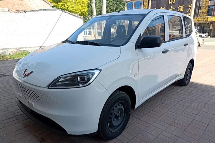 Used Wuling Hongguang New Energy 2025 Extended-Range Hybrid 50 km Utility Version