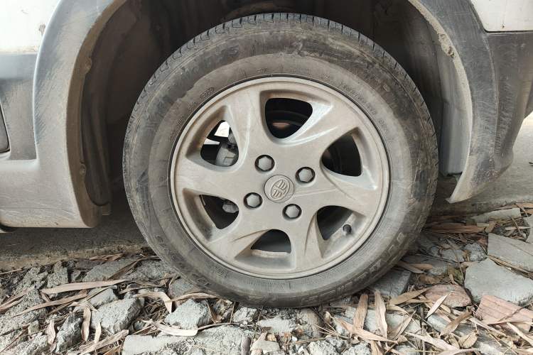 Used FAW Senya S80 2013 1.5L Manual 5-Seat Urban Fashion Edition