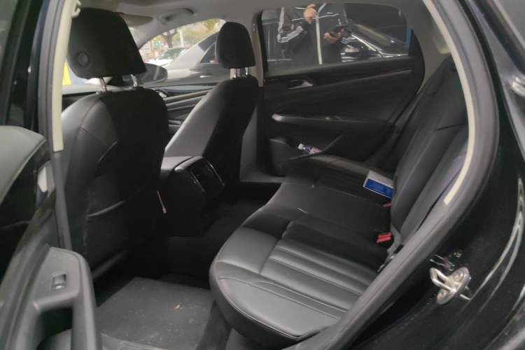 Used Volkswagen Passat 2019 280TSI Business Edition China VI