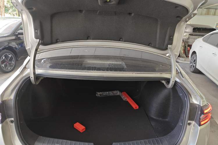 Used AION S 2023 Meizu 580 Lithium Iron Phosphate Trunk