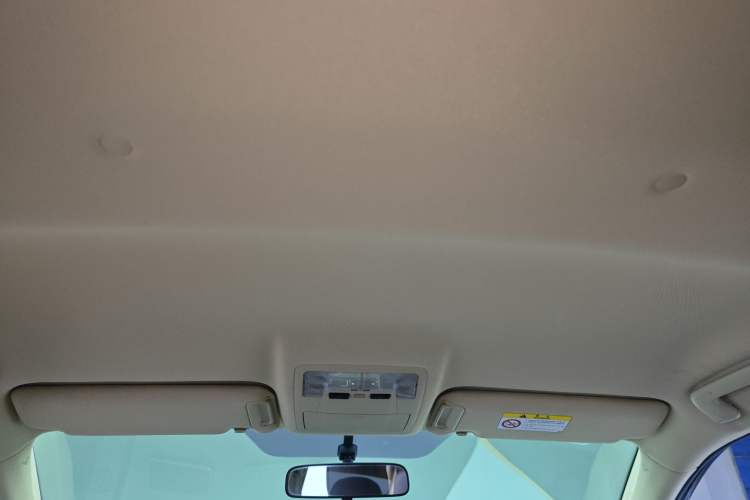 Used Toyota Highlander 2018 2.0T Two-Wheel Drive Elite Version 5 Seats China VI Standard