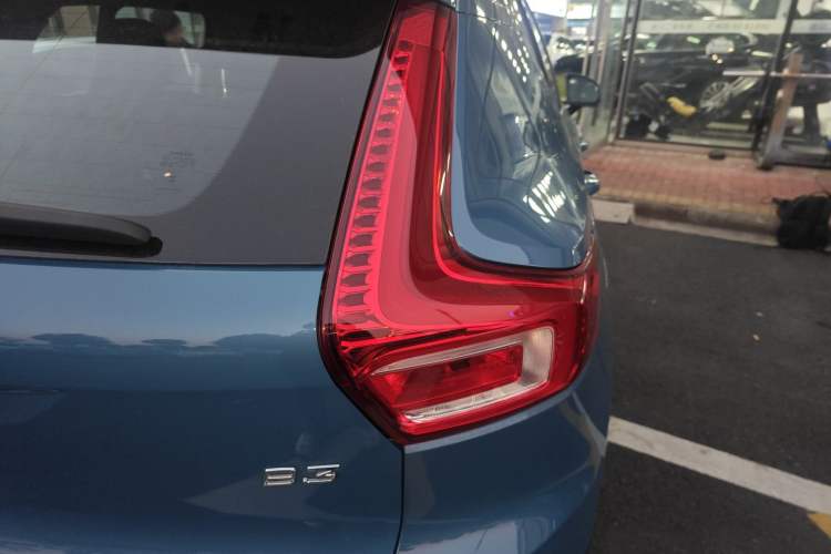 Used Volvo XC40 2023 B3 Smart & Stylish Edition