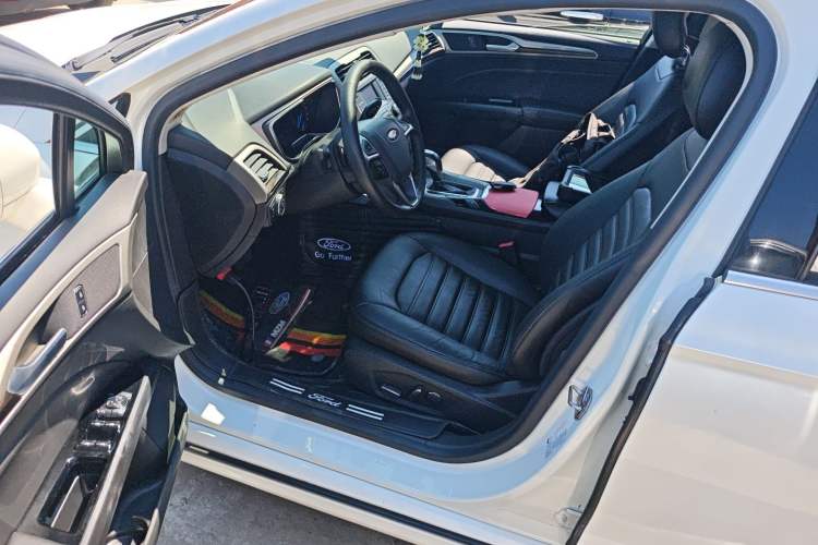 Used Ford Mondeo 2013 2.0L GTDi 200 Fashion Edition
