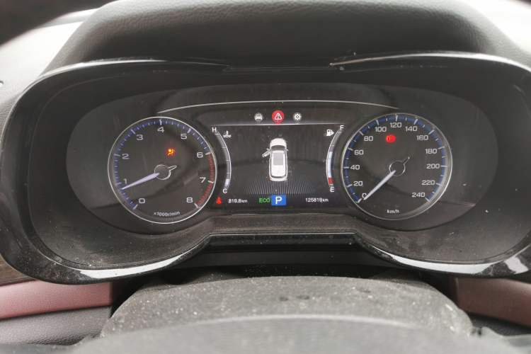 Used GAC Trumpchi GS8 2017 320T Two-Wheel Drive Luxury Edition (7 Seats)
