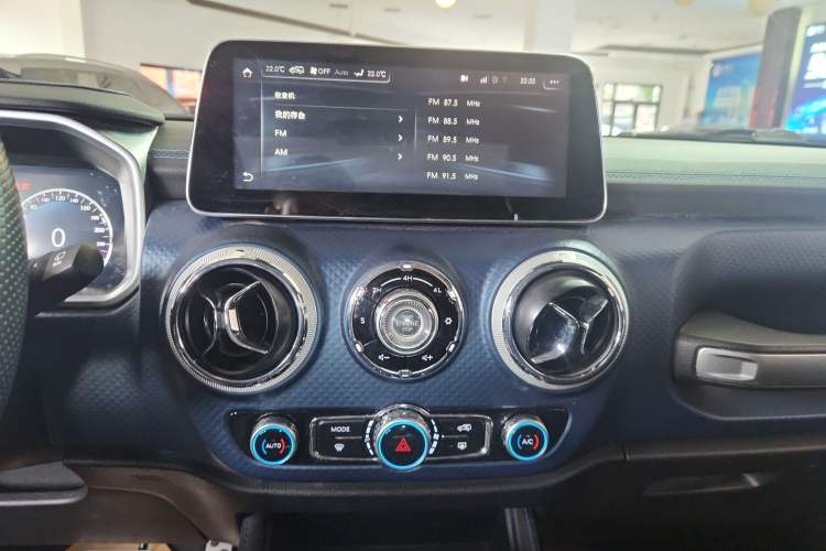 Used BAIC Off-Road BJ40 2019 PLUS 2.3T Automatic Four-Wheel Drive Flagship Edition China VI Emission Standard Audio And AC Panel
