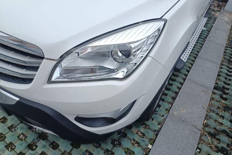 Used Changan CS35 2016 1.6L Automatic Luxury Model China IV Standard
