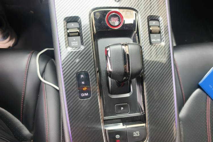 Used GAC Trumpchi EMPOW 2021 270T DCT J15 Version Gear Lever