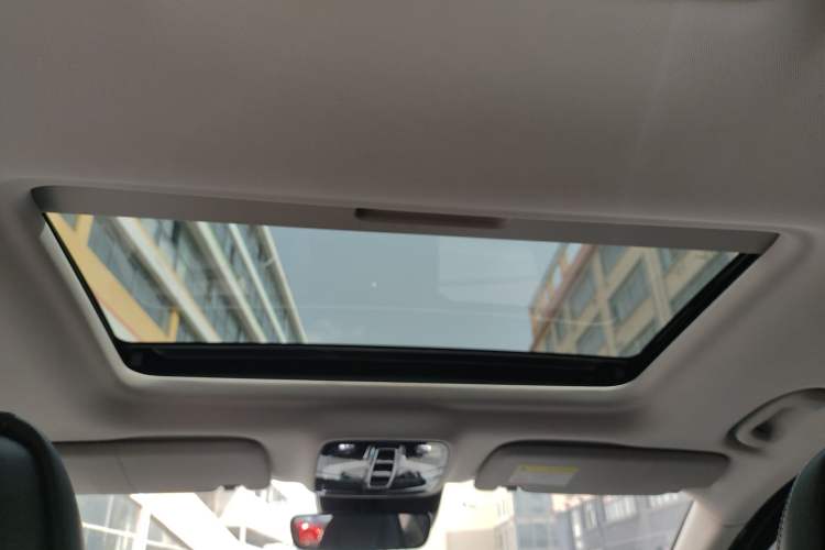 Used Roewe iMAX8 2022 400TGI Prestige Edition