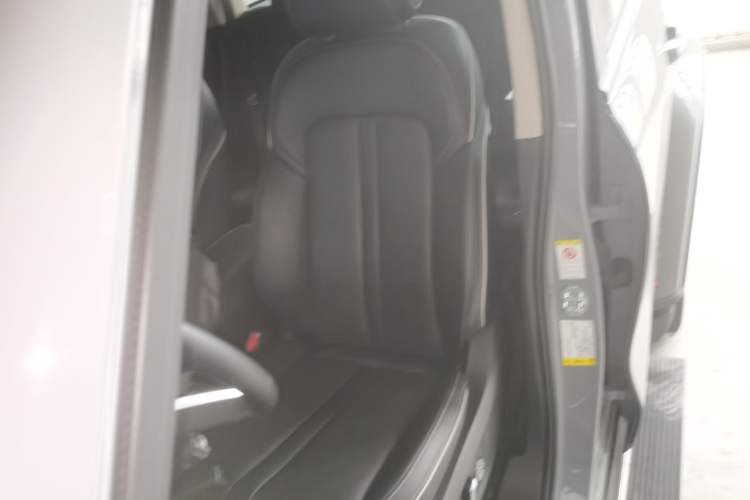 Used Tank 300 2023 City Edition 2.0T—Stylish as Ever