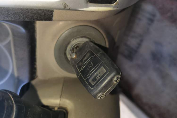 Used Huanghai Challenger SUV 2010 2.0L Two-Wheel Drive DD6490P