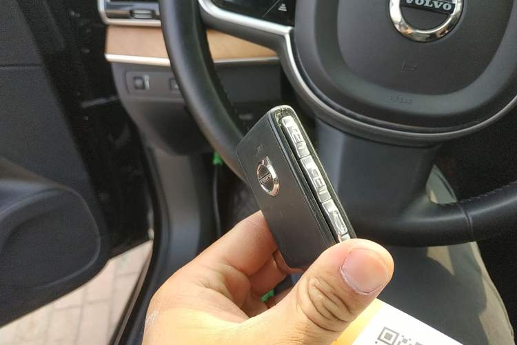 Used Volvo XC90 2020 Facelifted T6 Zhiyi Luxury 7-Seater
