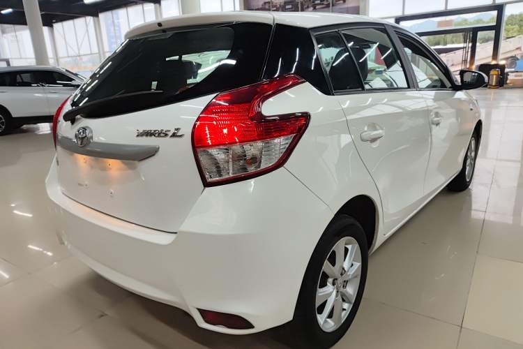 Used Toyota YARiS L Zhi Xuan 2015 1.5G Automatic Xuan Dong Sunroof Special Edition Rear Right 45 Deg