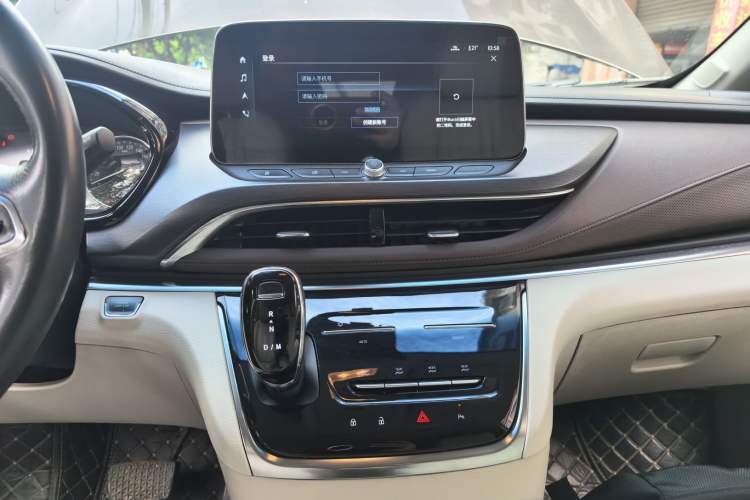 Used Buick GL8 2022 Land Business Class 652T Luxury Model