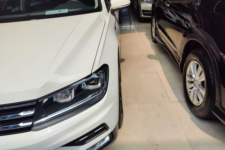 Used Volkswagen Tiguan L 2018 Revised Version 330TSI Automatic Two-Wheel Drive Comfort Edition
