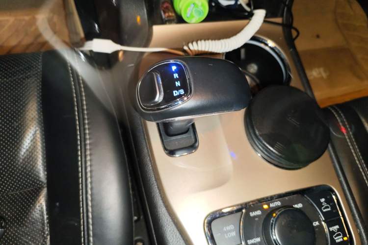 Used Jeep Grand Cherokee 2014 3.6L Elite Navigation Edition