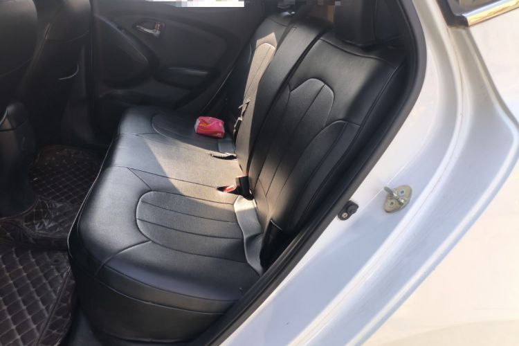 Used Hyundai ix35 2015 2.0L Automatic 2WD Comfort Edition China V Standard
