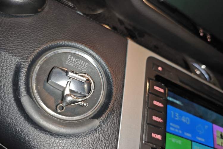 Used Volkswagen Magotan 2015 2.0 TSI Luxury Model Vehicle Key