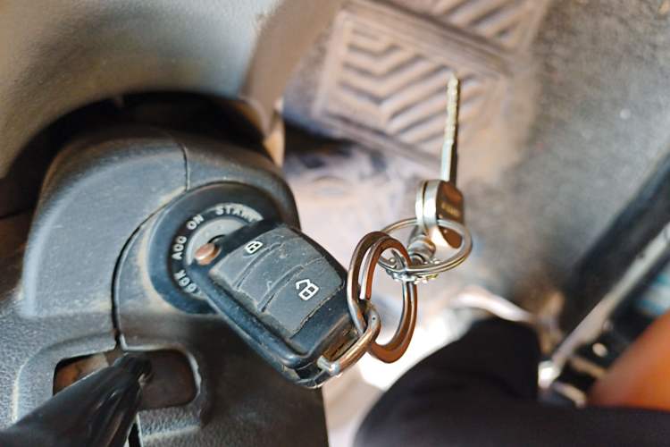 Used JAC Group Sunray 2019 1.9T Fuel-Efficient Platinum Edition 5-9 Seater Star Express
