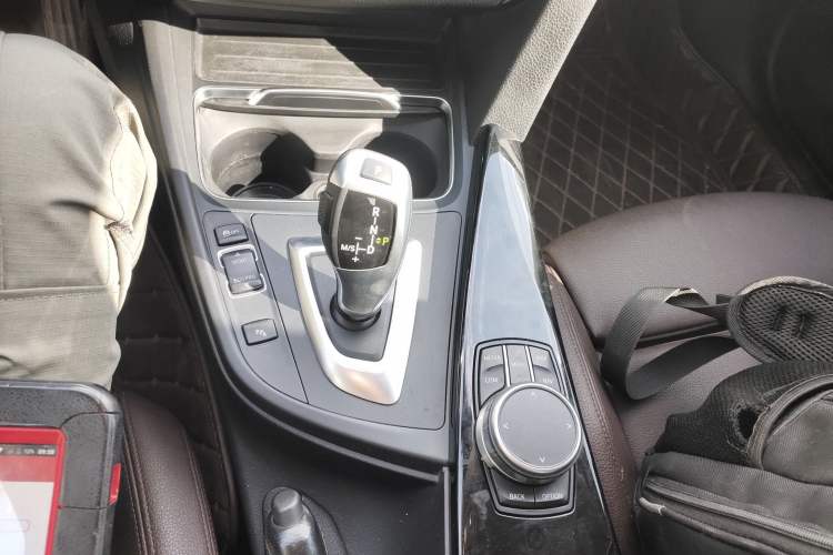 Used BMW 3 Series 2019 320Li Fashion Model
