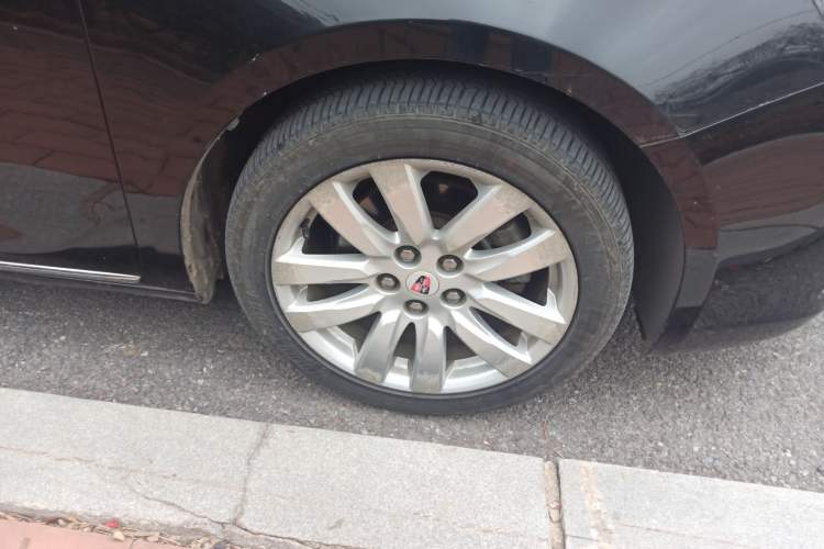 Used Roewe 950 2012 2.4L Luxury Executive Edition
