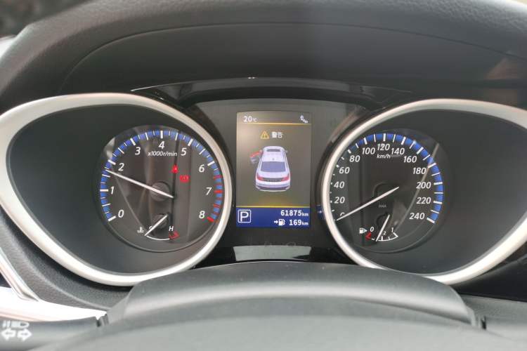 Used Venucia T90 2017 2.0L CVT Leading Edition Instrument Cluster