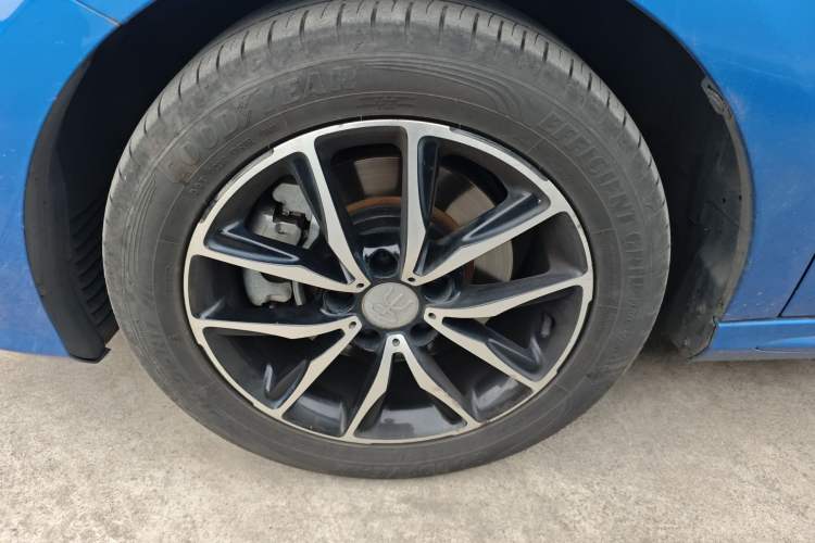 Used BYD Song MAX 2017 1.5T Automatic Smart Connect Prestige 7-Seater